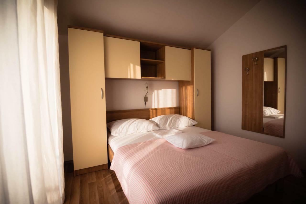 Apartmani Bare I Danica Grebaštica Zewnętrze zdjęcie
