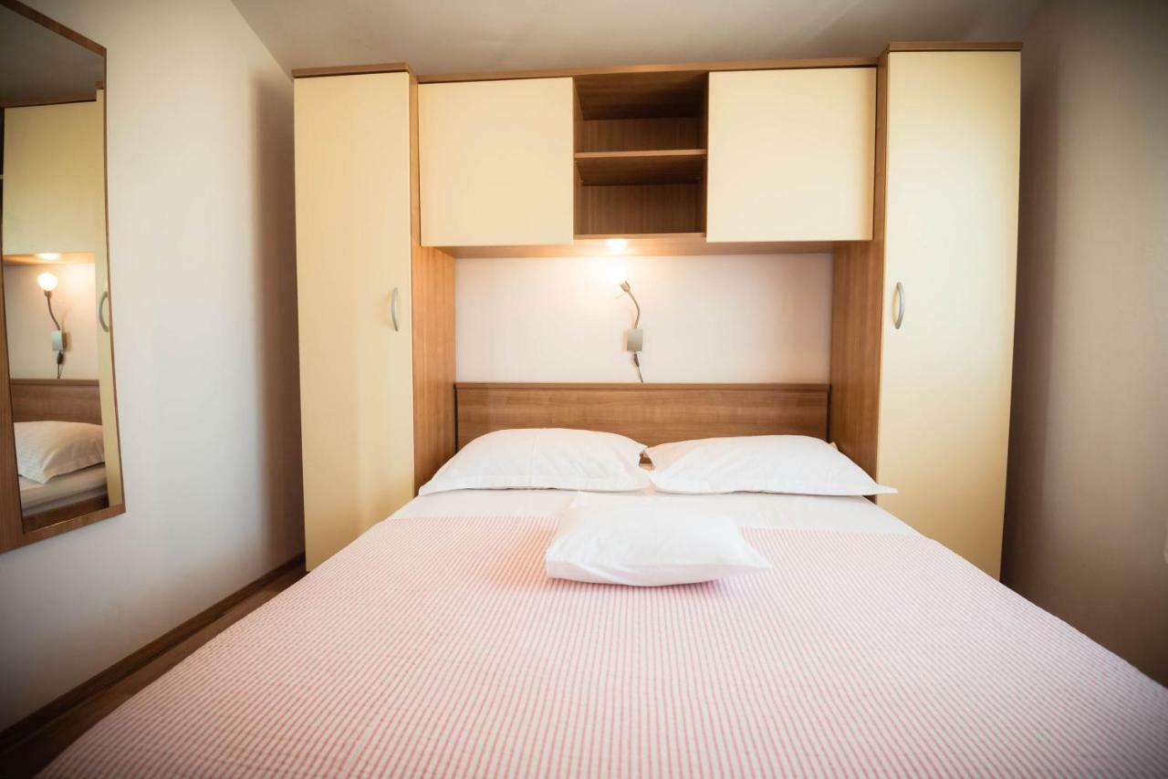 Apartmani Bare I Danica Grebaštica Zewnętrze zdjęcie
