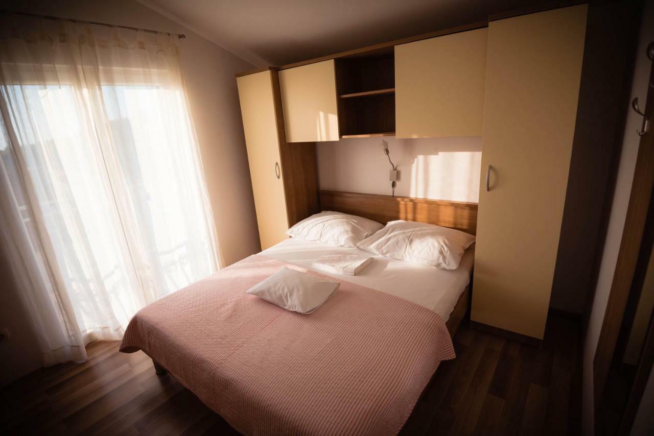 Apartmani Bare I Danica Grebaštica Zewnętrze zdjęcie